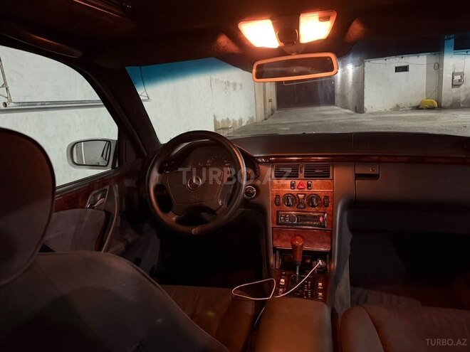 Mercedes E 290 1998, 480,584 km - 2.9 л - Bakı