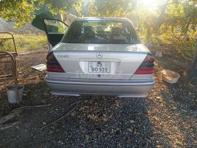 Mercedes C 240 2000, 333,000 km - 2.4 л - Bərdə