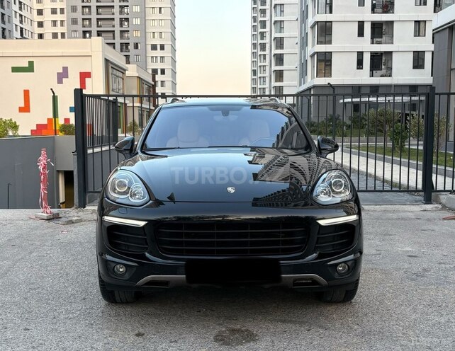 Porsche Cayenne 2015, 196,500 km - 3.6 л - Bakı