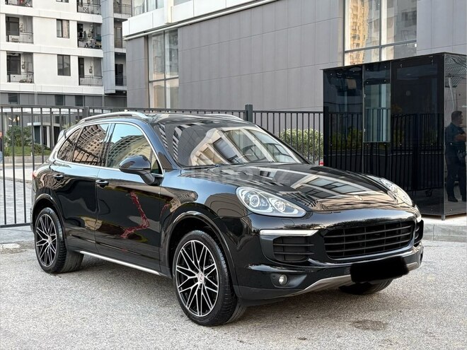Porsche Cayenne 2015, 196,500 km - 3.6 л - Bakı