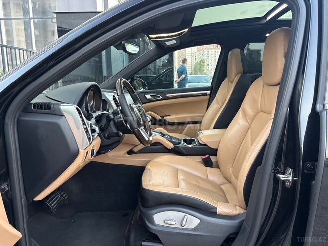 Porsche Cayenne 2015, 196,500 km - 3.6 л - Bakı