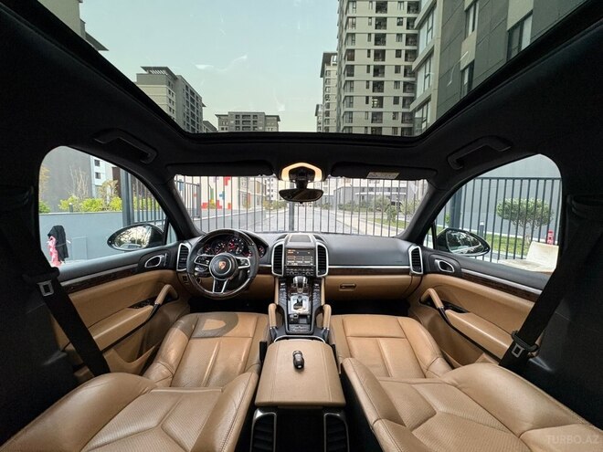 Porsche Cayenne 2015, 196,500 km - 3.6 л - Bakı