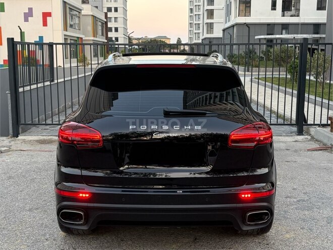Porsche Cayenne 2015, 196,500 km - 3.6 л - Bakı