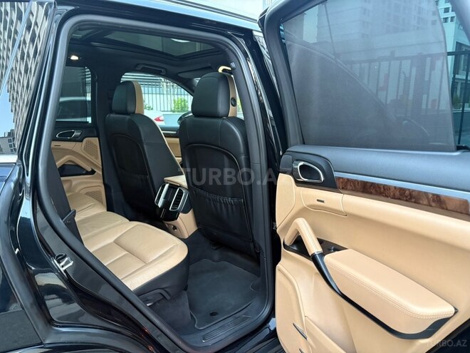 Porsche Cayenne 2015, 196,500 km - 3.6 л - Bakı