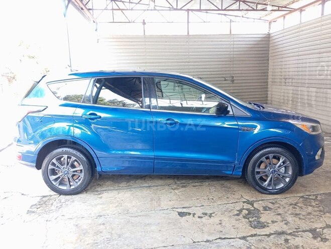 Ford Escape 2017, 217,000 km - 1.5 l - Bərdə