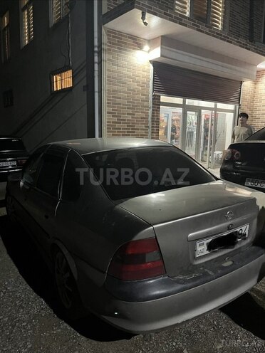 Opel Vectra 1997, 250,000 km - 1.8 l - Lənkəran