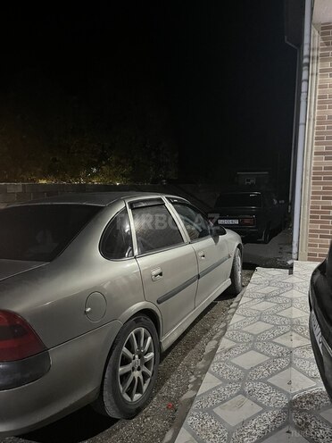 Opel Vectra 1997, 250,000 km - 1.8 l - Lənkəran
