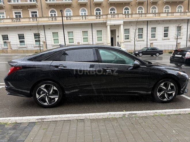 Hyundai Elantra 2023, 20,000 km - 1.6 л - Bakı
