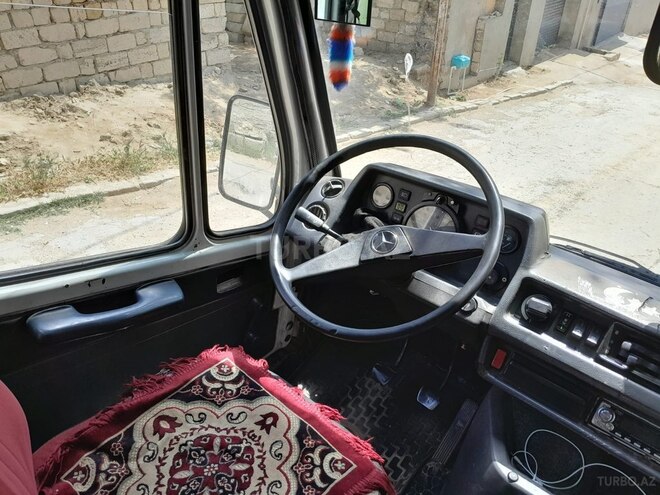 Mercedes 208 D 1995, 450,000 km - 2.3 l - Bakı