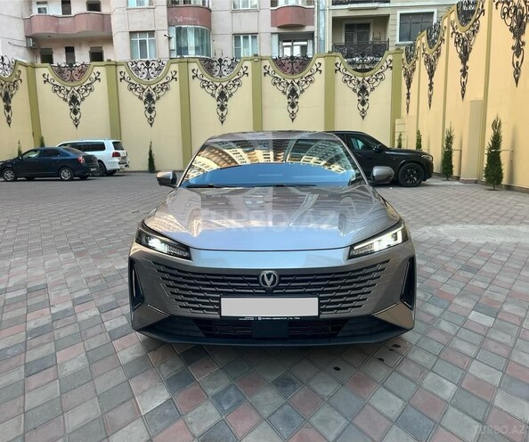 Changan  2024, 27,000 km - 1.5 l - Bakı