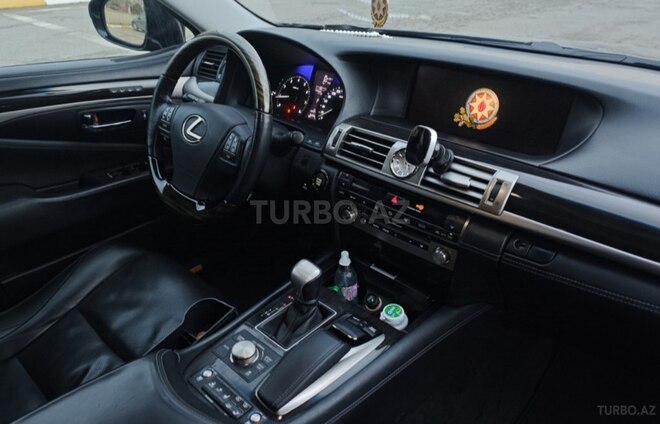 Lexus  2013, 280,000 km - 4.6 l - Bakı