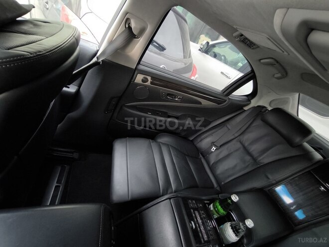 Lexus  2013, 280,000 km - 4.6 l - Bakı