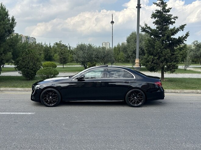 Mercedes E 220 d 2018, 129,000 km - 2.0 л - Bakı
