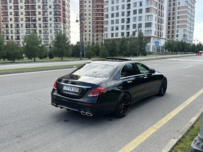 Mercedes E 220 d 2018, 129,000 km - 2.0 л - Bakı