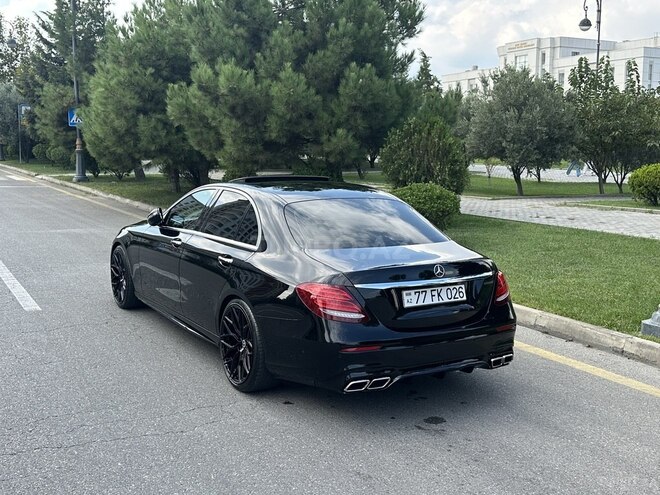 Mercedes E 220 d 2018, 129,000 km - 2.0 л - Bakı