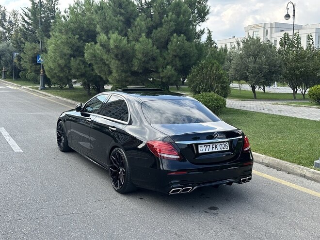 Mercedes E 220 d 2018, 129,000 km - 2.0 л - Bakı