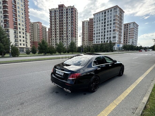 Mercedes E 220 d 2018, 129,000 km - 2.0 л - Bakı
