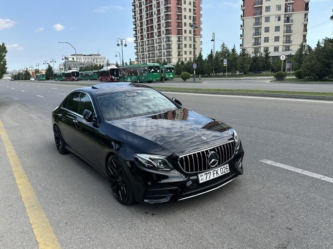 Mercedes E 220 d 2018, 129,000 km - 2.0 л - Bakı