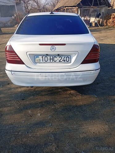 Mercedes C 240 2003, 400,000 km - 2.6 l - Qax