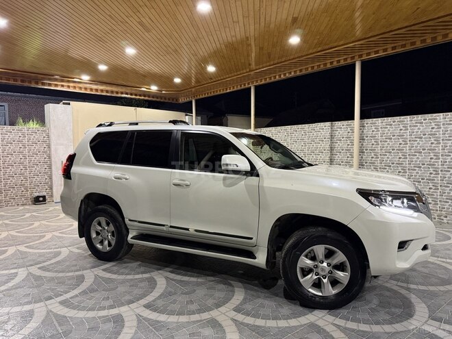 Toyota Land Cruiser Prado 2012, 300,000 km - 2.7 л - Bakı