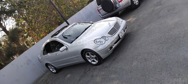 Mercedes C 240 2001, 318,000 km - 2.6 л - Bakı