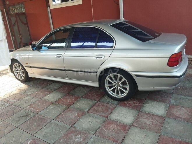 BMW 523 1996, 325,000 km - 2.5 l - Ağsu