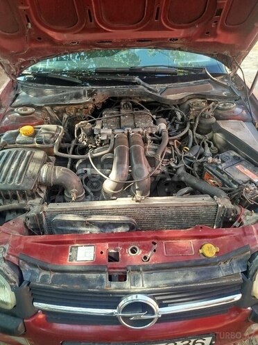 Opel Omega 1995, 300,000 km - 2.5 l - Füzuli