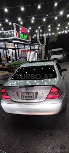 Mercedes C 240 2001, 318,000 km - 2.6 л - Bakı