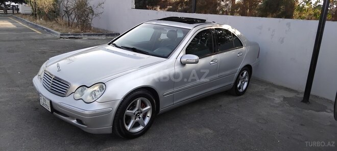 Mercedes C 240 2001, 318,000 km - 2.6 л - Bakı