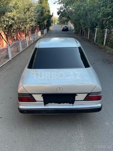 Mercedes  1992, 328,262 km - 2.0 l - Gəncə