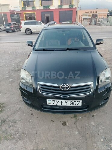 Toyota Avensis 2008, 300,000 km - 2.0 л - Quba