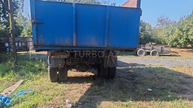 ZIL 130 1989, 555,858 km - 6.0 l - Zaqatala