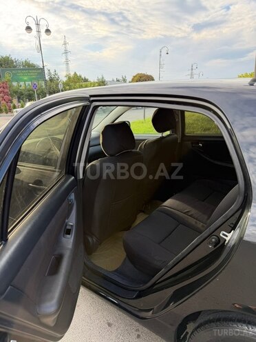 Toyota Corolla 2005, 330,000 km - 1.4 l - Quba