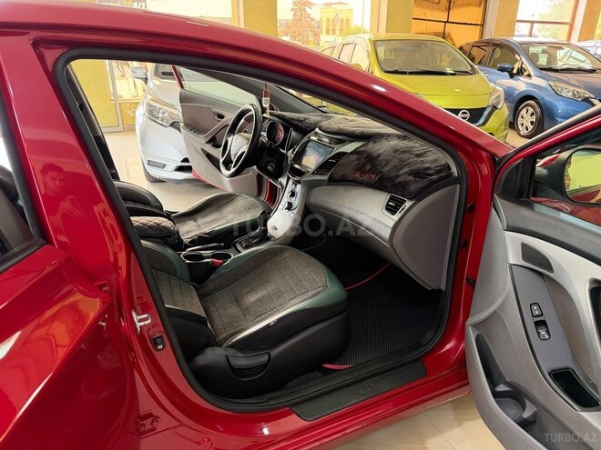 Hyundai Elantra 2014, 241,402 km - 1.8 l - Sumqayıt