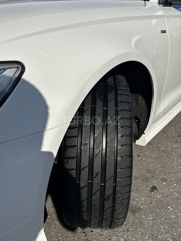 Audi A6 2015, 125,000 km - 2.0 l - Bakı