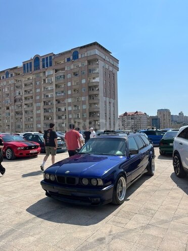 BMW 520 1995, 223,000 km - 2.0 л - Sumqayıt