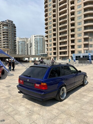 BMW 520 1995, 223,000 km - 2.0 л - Sumqayıt
