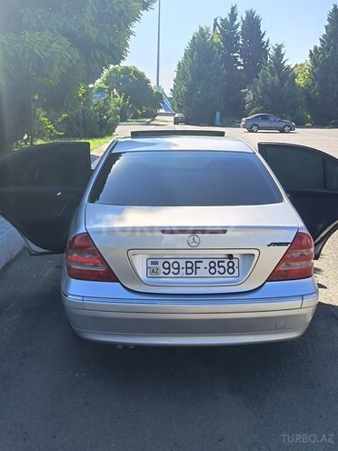 Mercedes C 200 2000, 294,528 km - 2.0 l - Qazax