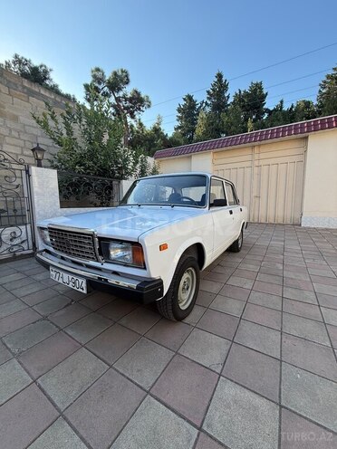 LADA (VAZ) 2107 2009, 42,000 km - 1.7 л - Tovuz