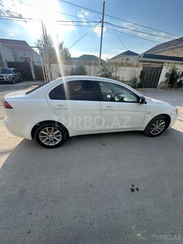 Mitsubishi Lancer 2015, 194,000 km - 1.6 л - Bakı