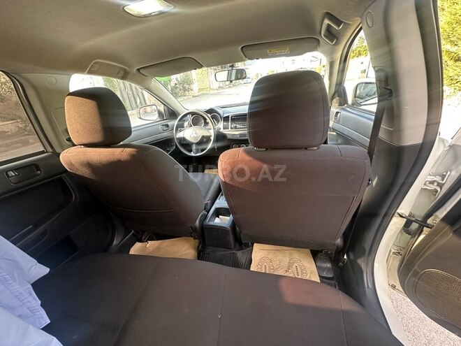 Mitsubishi Lancer 2015, 194,000 km - 1.6 л - Bakı