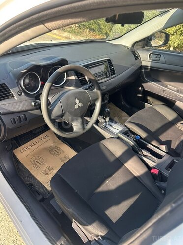 Mitsubishi Lancer 2015, 194,000 km - 1.6 л - Bakı