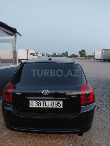 Toyota Corolla 2005, 308,000 km - 1.4 l - Qusar