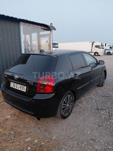 Toyota Corolla 2005, 308,000 km - 1.4 l - Qusar