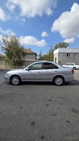 Nissan Sunny 2010, 420,000 km - 1.6 л - Bakı