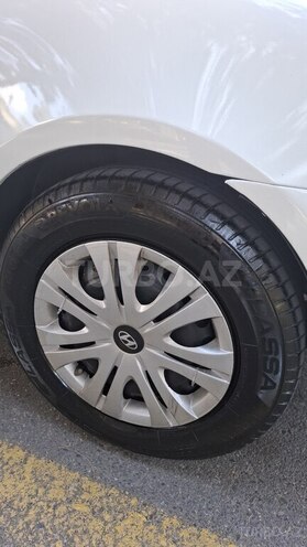 Hyundai Accent 2009, 263,500 km - 1.5 l - Bakı
