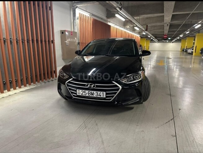 Hyundai Elantra 2018, 98,000 km - 2.0 l - Gəncə
