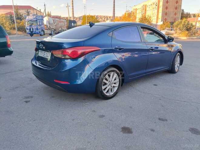 Hyundai Elantra 2015, 247,000 km - 1.8 л - Mingəçevir