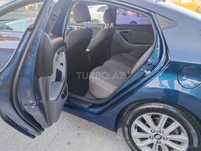 Hyundai Elantra 2015, 247,000 km - 1.8 л - Mingəçevir