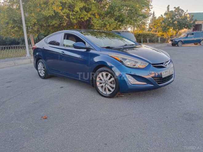 Hyundai Elantra 2015, 247,000 km - 1.8 л - Mingəçevir